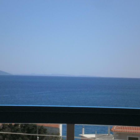 Seaview Self Catering Apartment - Helen No 1 Xiropigado Ngoại thất bức ảnh