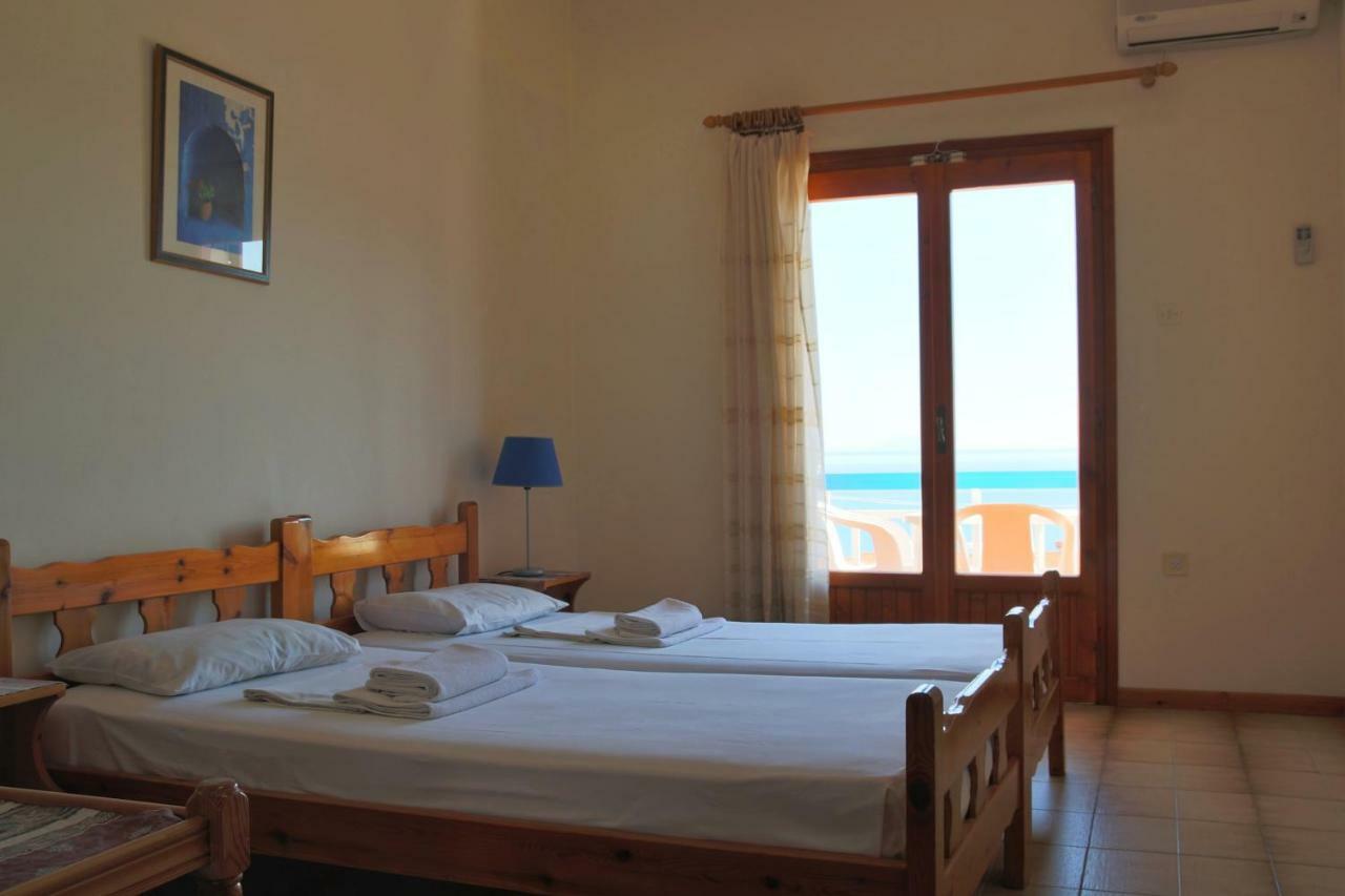 Seaview Self Catering Apartment - Helen No 1 Xiropigado Ngoại thất bức ảnh